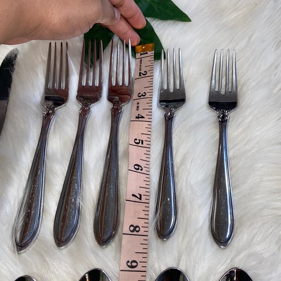 Oneida Stainless Flatware Mix Bundle - Picture 11 of 17